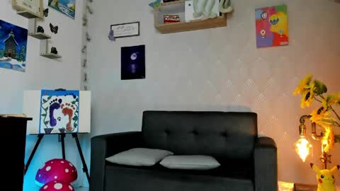 Snapshot of alaia_love77 chatting on 05-15-26, 08:05 Alaia online show from 05-15-26, 08:05