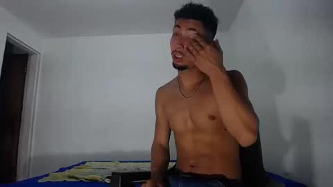 Snapshot of alan_gay chatting on 02-26-26, 12:53 Alan online show from 02-26-26, 12:53