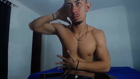 Snapshot of alan_gay chatting on 03-21-26, 11:52 Alan online show from 03-21-26, 11:52