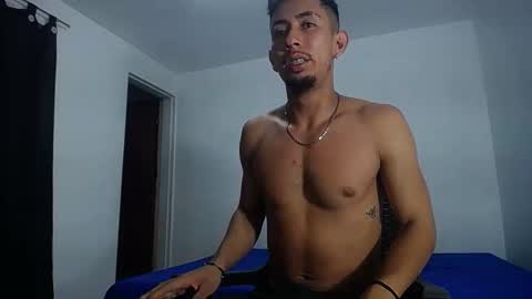 Snapshot of alan_gay chatting on 03-23-26, 12:25 Alan online show from 03-23-26, 12:25