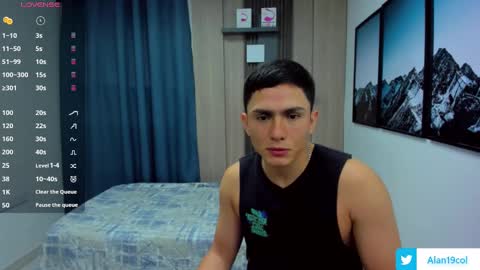 Alan  Kevin can we reach 100 thumbs up please guys  online show from 03-08-25, 11:37