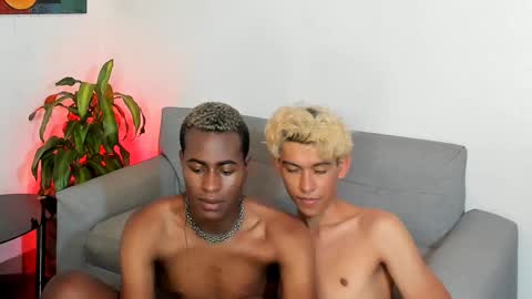 Snapshot of alan_scot chatting on 12-24-24, 10:06 Alan and Criss - WE JUST FRIENDS WITH BENEFITS BOTH VERS online show from 12-24-24, 10:06