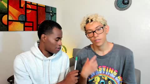 Snapshot of alan_scot chatting on 12-31-24, 02:51 Alan and Criss - WE JUST FRIENDS WITH BENEFITS BOTH VERS online show from 12-31-24, 02:51