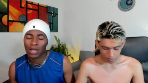 Snapshot of alan_scot chatting on 02-26-25, 01:32 Alan and Criss - WE JUST FRIENDS WITH BENEFITS BOTH VERS online show from 02-26-25, 01:32