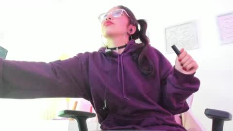 Snapshot of alana_jansen chatting on 12-29-24, 07:06 Alana online show from 12-29-24, 07:06