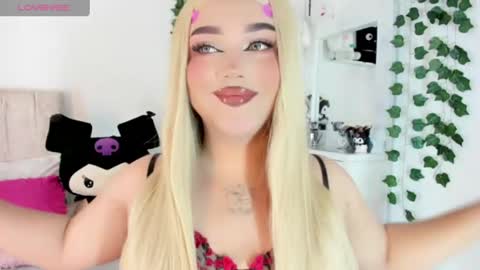 Snapshot of alana_muller_ chatting on 07-10-26, 10:12 Alana Muller online show from 07-10-26, 10:12