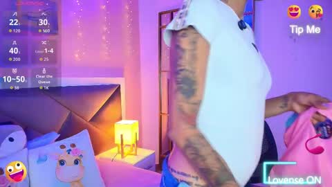 Alana  online show from 04-16-26, 07:36