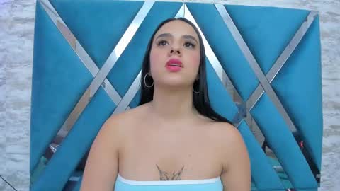 Alana Flores online show from 02-13-25, 05:44