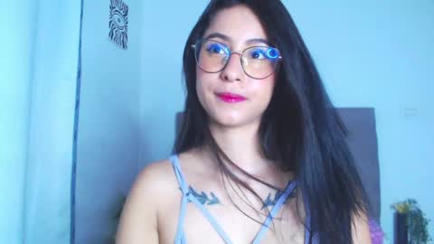alanasaenz25 online show from 06-03-26, 03:09