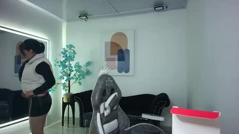 Alanna  online show from 02-08-26, 03:32