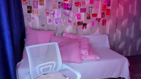 Alanna May will make your day P online show from 04-11-26, 07:45