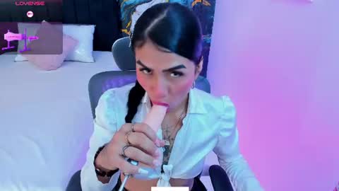 Alana online show from 06-28-26, 06:14