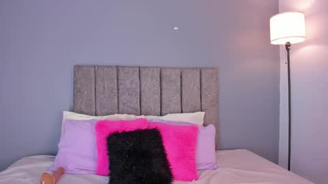 Alanna  online show from 02-12-26, 12:11