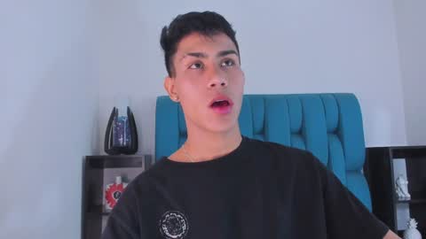 Snapshot of alannaughty_ chatting on 01-06-25, 09:22 alannaughty_ online show from 01-06-25, 09:22