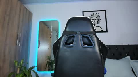 alannaughty_ online show from 05-21-26, 12:06
