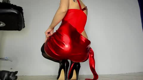 Snapshot of alannis_blue1 chatting on 12-28-24, 07:33 ALANNIS online show from 12-28-24, 07:33