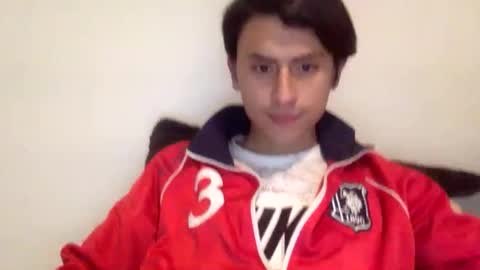 Snapshot of alannsr03 chatting on 11-01-25, 01:18 Alann online show from 11-01-25, 01:18