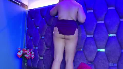Snapshot of alasmith_ chatting on 05-30-26, 02:41 AlaSmith online show from 05-30-26, 02:41