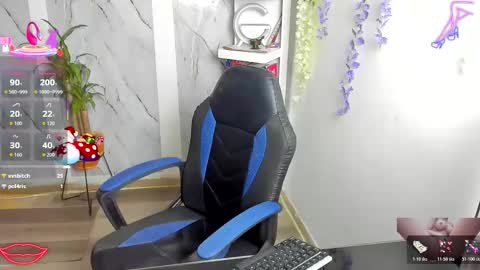 Alaya online show from 12-14-25, 11:42