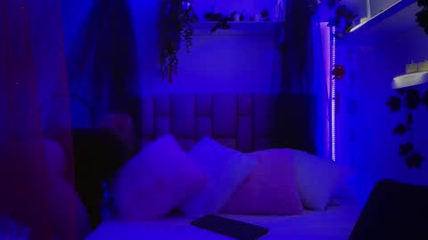 albaandthayron online show from 10-27-25, 12:09