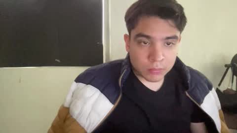 Snapshot of alber753713 chatting on 06-10-26, 07:35 alber753713 online show from 06-10-26, 07:35