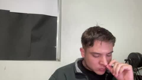 Snapshot of alber753713 chatting on 06-14-26, 02:24 alber753713 online show from 06-14-26, 02:24