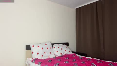 Viktoria online show from 01-18-26, 01:15