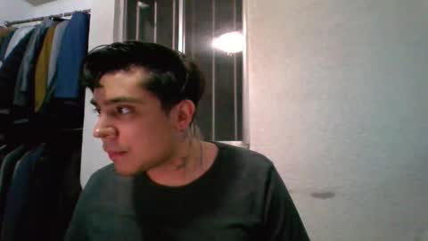 albertoarenas16 online show from 04-09-26, 06:19