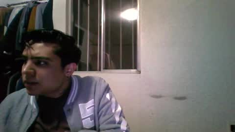 albertoarenas16 online show from 04-11-26, 06:18