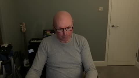 Snapshot of alc300170 chatting on 12-11-24, 07:31 alc300170 online show from 12-11-24, 07:31