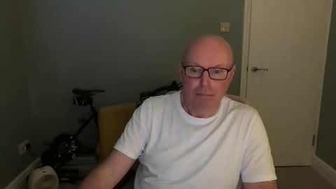 Snapshot of alc300170 chatting on 02-24-25, 08:17 alc300170 online show from 02-24-25, 08:17