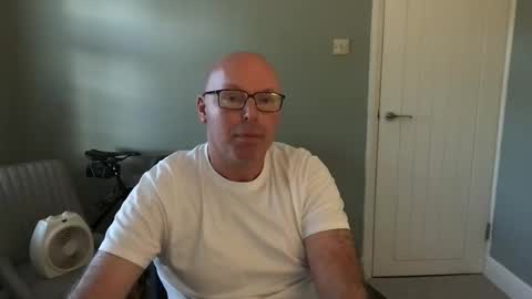 Snapshot of alc300170 chatting on 09-22-25, 06:59 alc300170 online show from 09-22-25, 06:59