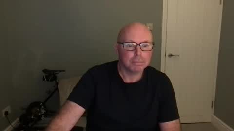 Snapshot of alc300170 chatting on 11-05-25, 06:57 alc300170 online show from 11-05-25, 06:57