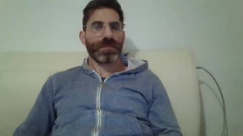Alcatrazcage online show from 12-19-24, 03:18