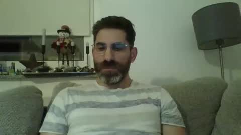 Alcatrazcage online show from 12-23-24, 05:43