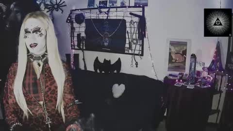 Snapshot of alchemymistic chatting on 09-09-25, 08:36 Mistic witch online show from 09-09-25, 08:36