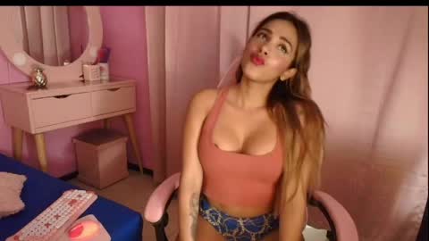 Snapshot of aldana_stone chatting on 05-31-26, 09:38 aldana_stone online show from 05-31-26, 09:38