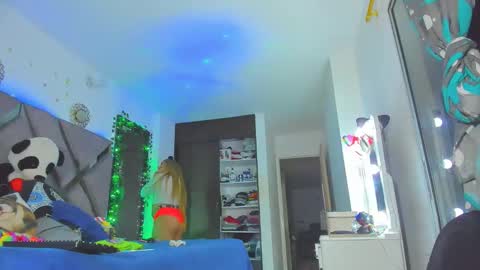 NIKO online show from 02-14-26, 01:57