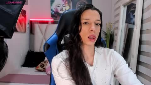 Snapshot of ale_noah_xxx chatting on 01-24-25, 05:10 ale_noah_xxx online show from 01-24-25, 05:10