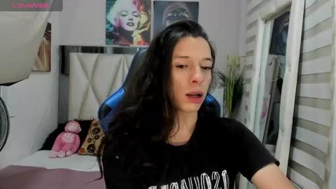 Snapshot of ale_noah_xxx chatting on 02-08-25, 01:43 ale_noah_xxx online show from 02-08-25, 01:43