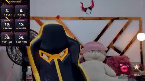 Snapshot of ale_noah_xxx chatting on 02-23-25, 02:40 ale_noah_xxx online show from 02-23-25, 02:40