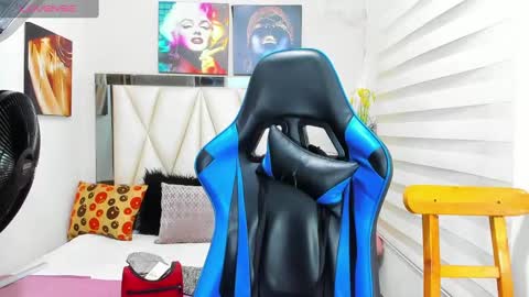 Snapshot of ale_noah_xxx chatting on 03-09-25, 05:33 ale_noah_xxx online show from 03-09-25, 05:33