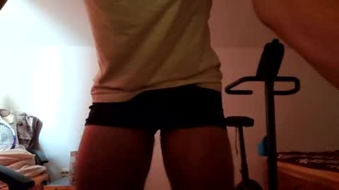 Snapshot of alecjohns123 chatting on 02-05-25, 08:11 alecjohns123 online show from 02-05-25, 08:11