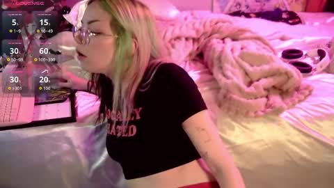 Aleena Che online show from 03-01-26, 12:23