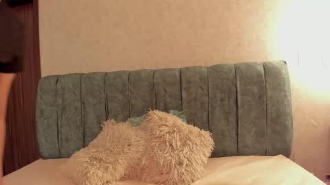 Aleera online show from 03-18-26, 07:17