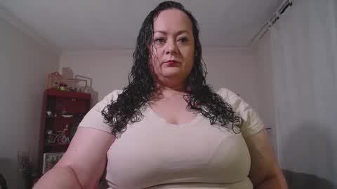 aleia taylor online show from 10-26-25, 01:11