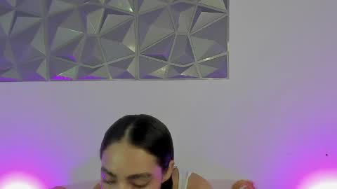 aleja_r01 online show from 04-05-26, 08:28
