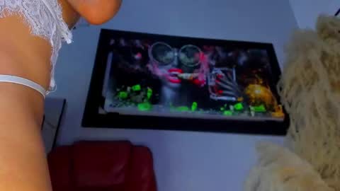 Alejandra online show from 01-26-25, 08:56