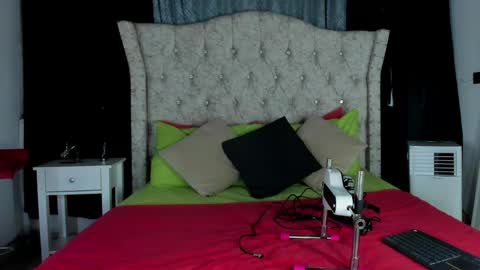 Snapshot of aleja_spearsx chatting on 05-30-26, 12:02 Alejandra online show from 05-30-26, 12:02