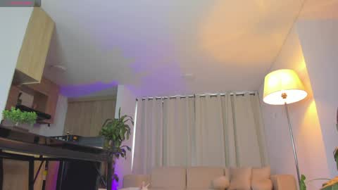 Snapshot of alejaevangeline chatting on 06-01-26, 09:38 A L E J A N D R A online show from 06-01-26, 09:38